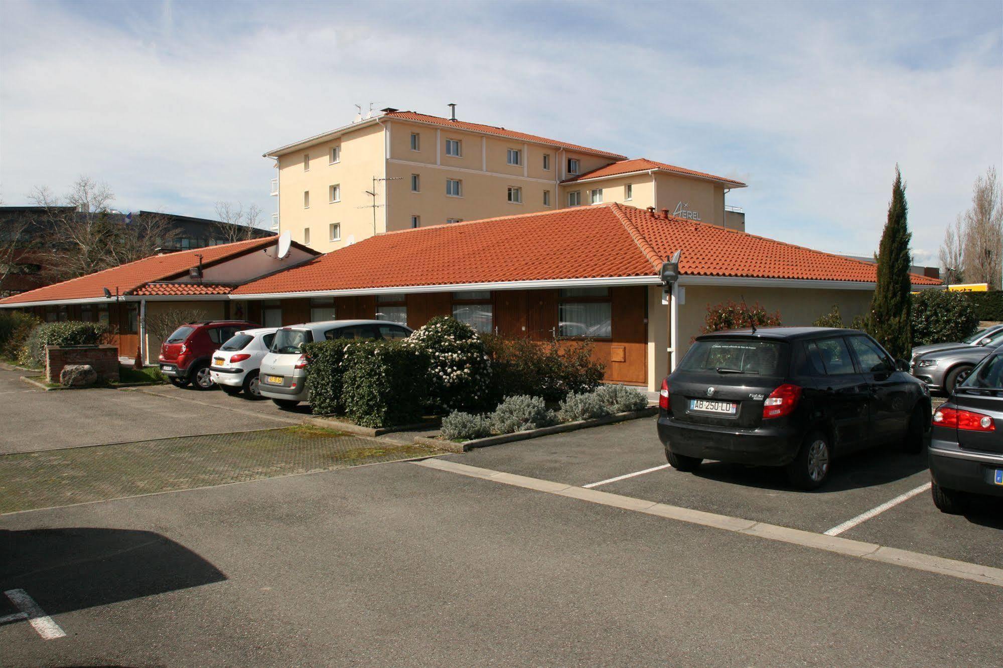 Aerel Hotel Aeroport Μπλανιάκ Εξωτερικό φωτογραφία